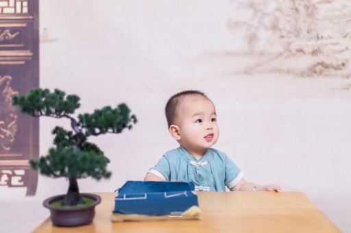 睢县宝宝喊肚子疼怎么回事